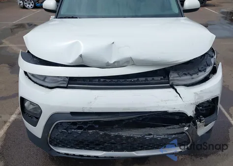 2022 Kia Soul Lx z USA, uszkodzony, nr VIN KNDJ23AU2N7159361